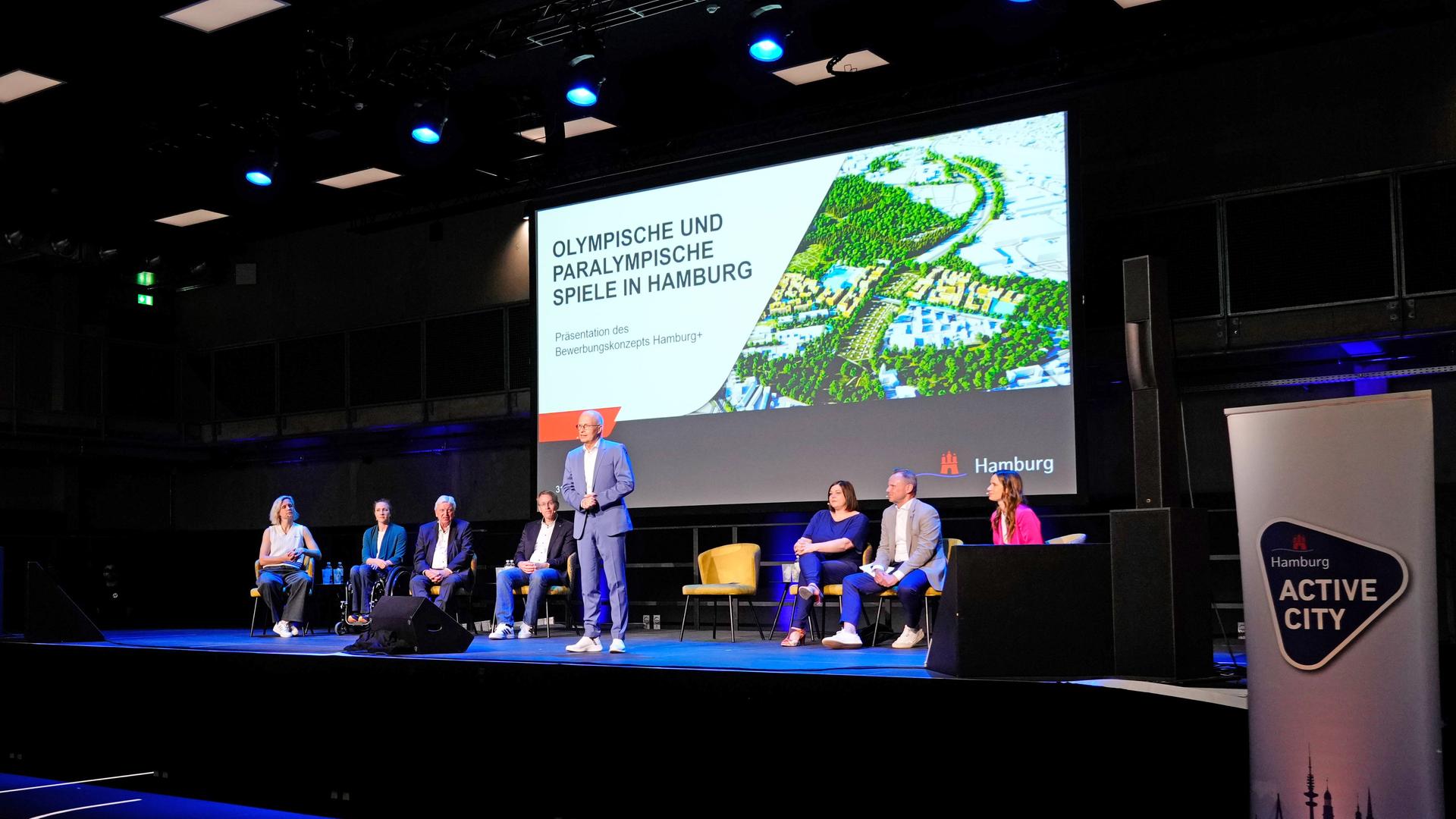 Hamburgs Bürgermeister Dr. Peter Tschentscher bei der Kick-Off-Veranstaltung für Hamburgs Bewerbung der Olympischen und Paralympischen Spiele.