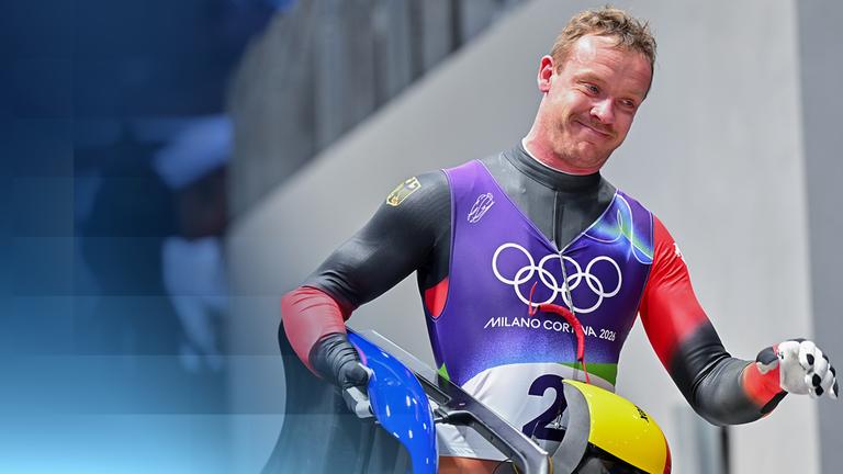 Italien, Cortina D'ampezzo: Olympia, Olympische Winterspiele Mailand Cortina 2026, Rodeln, Felix Loch (Deutschland) reagiert im Ziel.