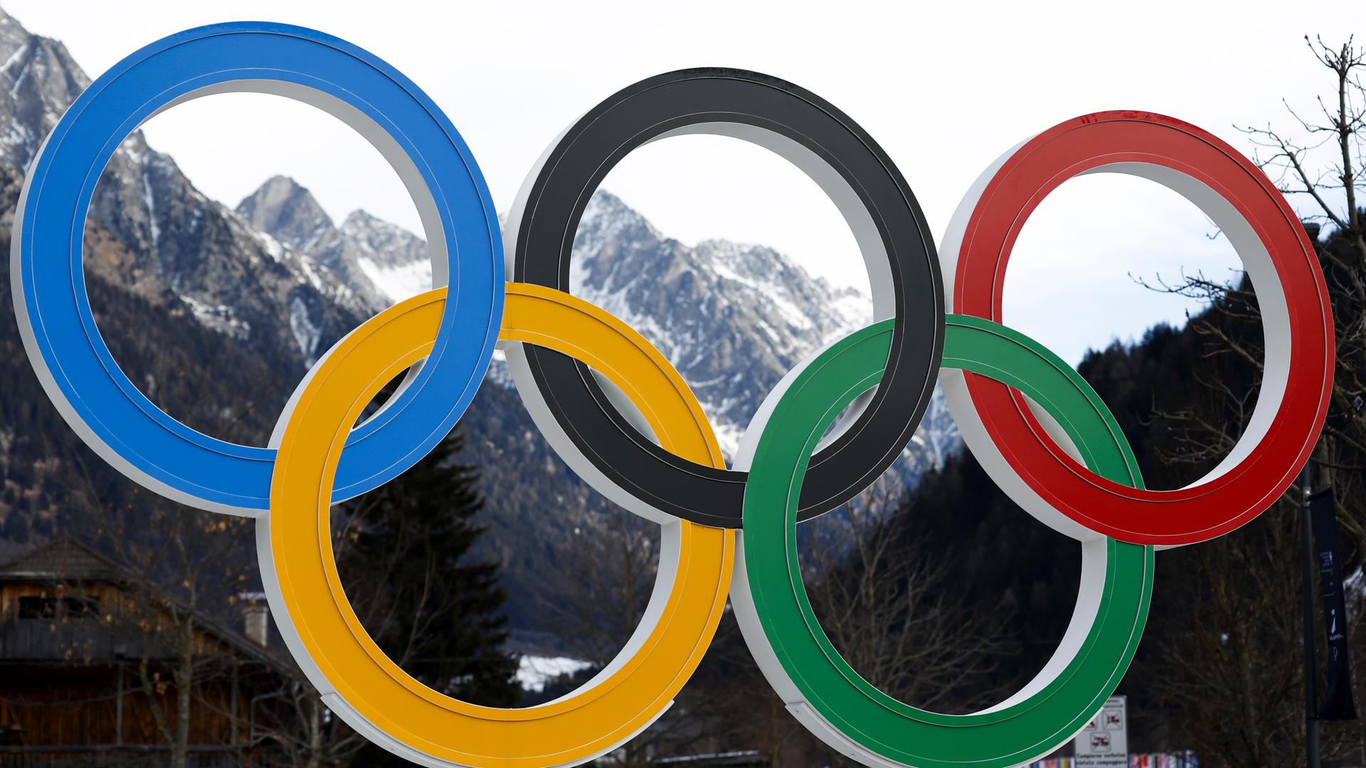 Die Olympischen Ringe im italienischen Antholz