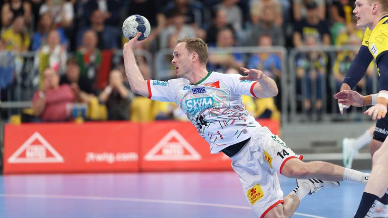 Omar Ingi Magnusson (SC Magdeburg) beim Torwurf im Spiel gegen die Rhein-Neckar Löwen