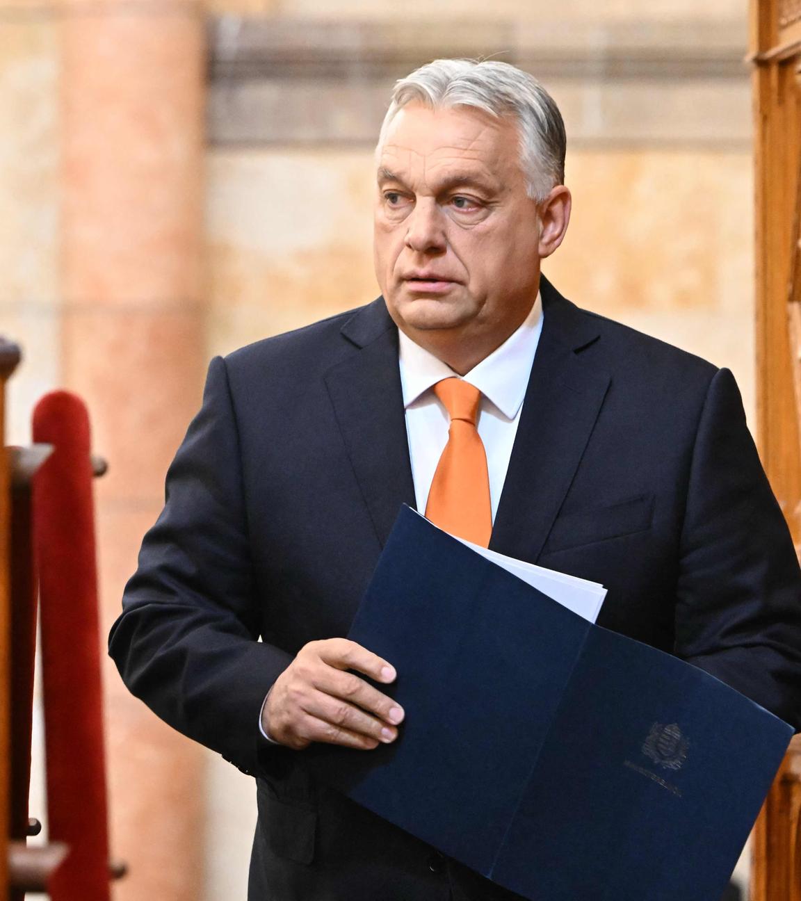 Der ungarische Ministerpräsident Viktor Orban hält eine Rede im Parlament in Budapest am 12. Mai 2025.
