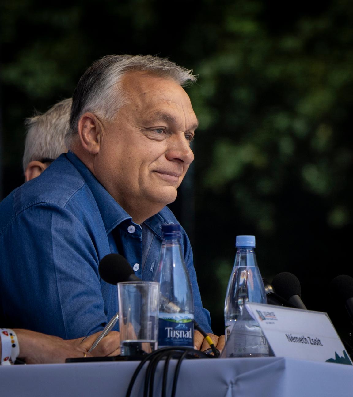 Hungarian Prime Minister Viktor Orban visits Romania