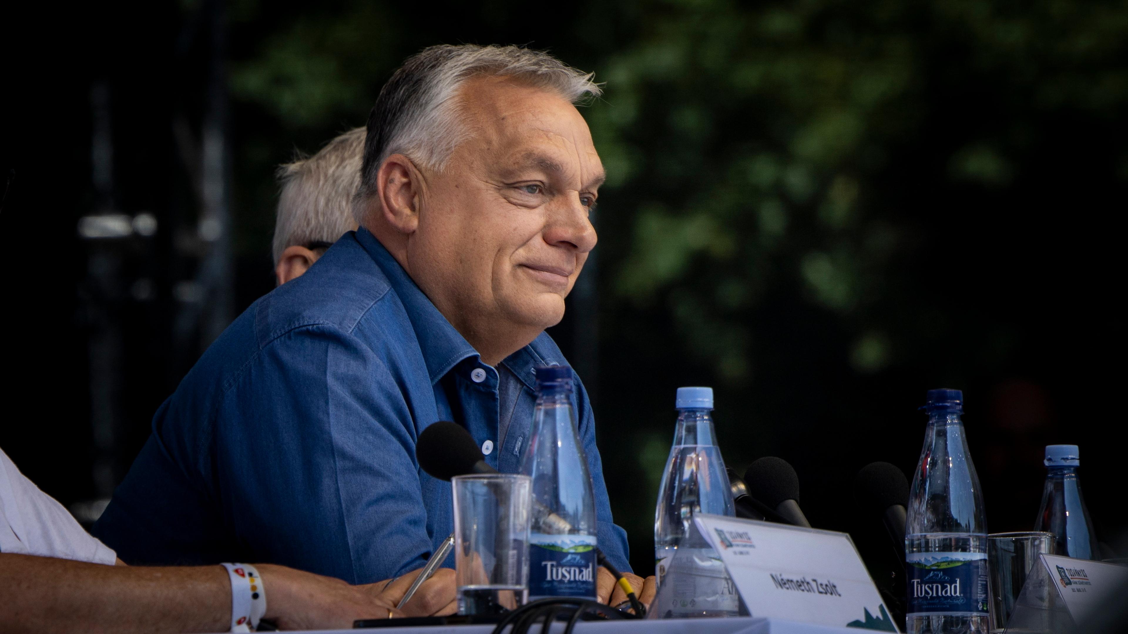 Hungarian Prime Minister Viktor Orban visits Romania