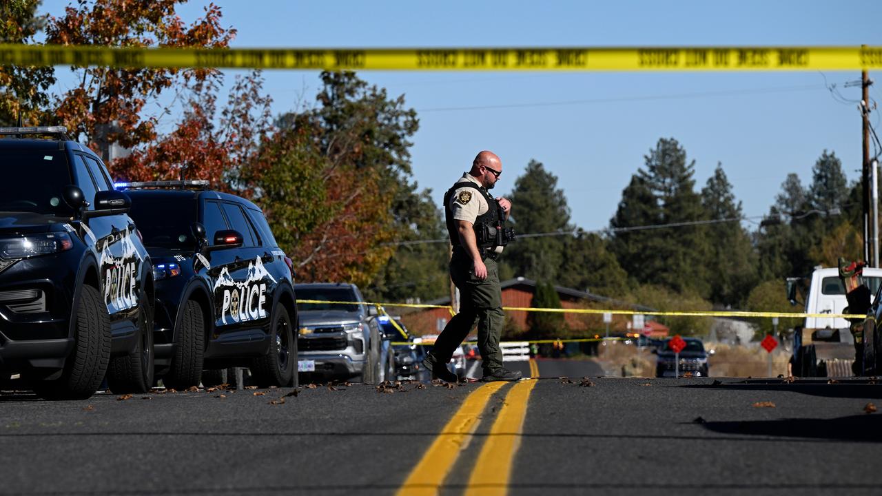 Oregon: Five Dead in Attack on Elementary School