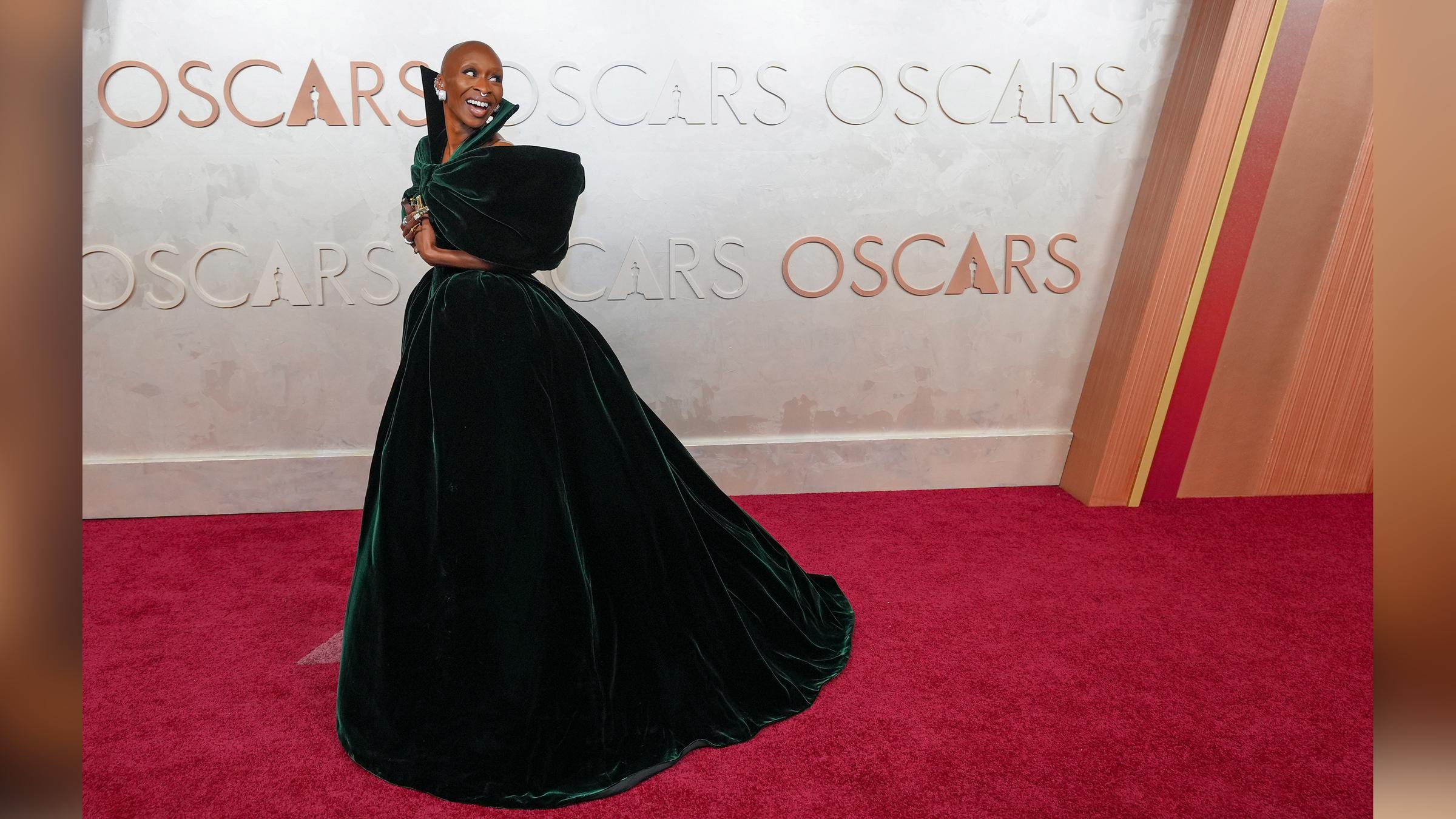 Cynthia Erivo performt „Defying Gravity“ während der Oscar-Verleihung