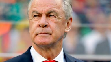 15.06.2014, Brasilien, Brasilia: Der damalige Schweizer Trainer Ottmar Hitzfeld, aufgenommen vor dem Gruppenspiel der FIFA Fußball-Weltmeisterschaft 2014 gegen Ecuador im Estadio Nacional.