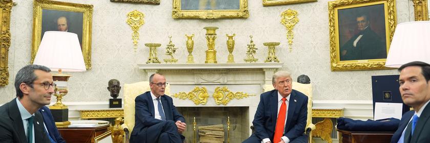 Oval Office im Weißen Haus aktuell nach Trumps Umgestaltung