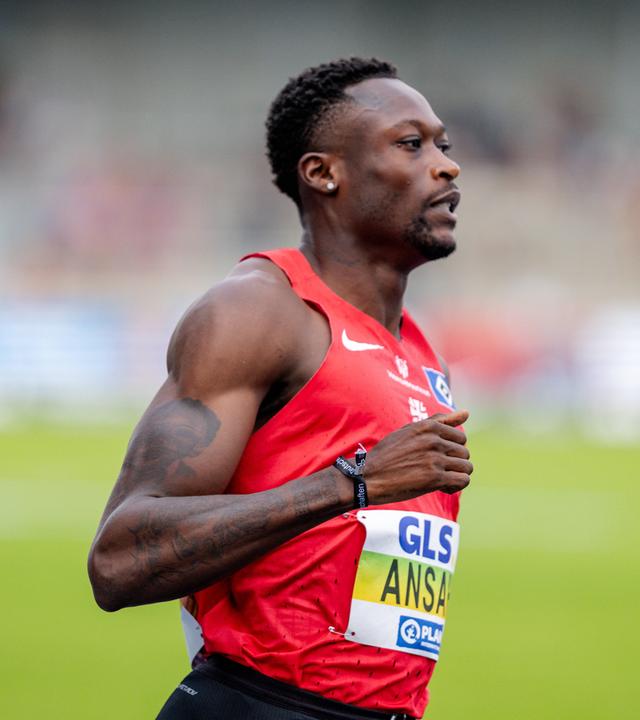 Der deutsche Leichtathlet Owen Ansah nach seinem Sieg im 100m Lauf der deutschen Meisterschaften in Wattenscheid