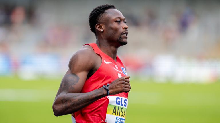 Der deutsche Leichtathlet Owen Ansah nach seinem Sieg im 100m Lauf der deutschen Meisterschaften in Wattenscheid