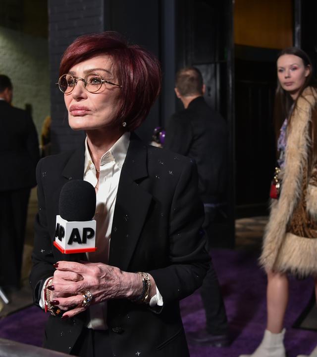 Auf dem Bild zu sehen ist Sharon Osbourne auf der Premiere von "Ozzy & Black Sabbath: Back to the Beginning".