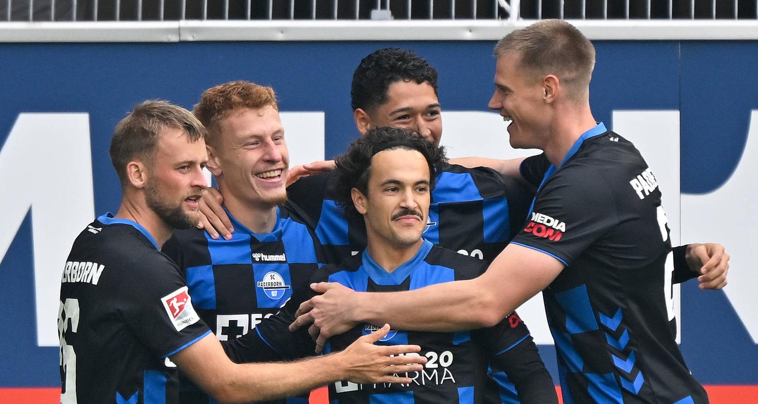 Laurin Curda (SC Paderborn 07 ) jubelt.