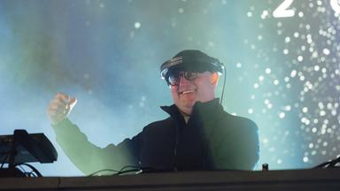 Padre Guilherme: Tagsüber Priester, nachts DJ