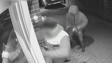 Urteil: Falscher Paketbote überfällt Paar
