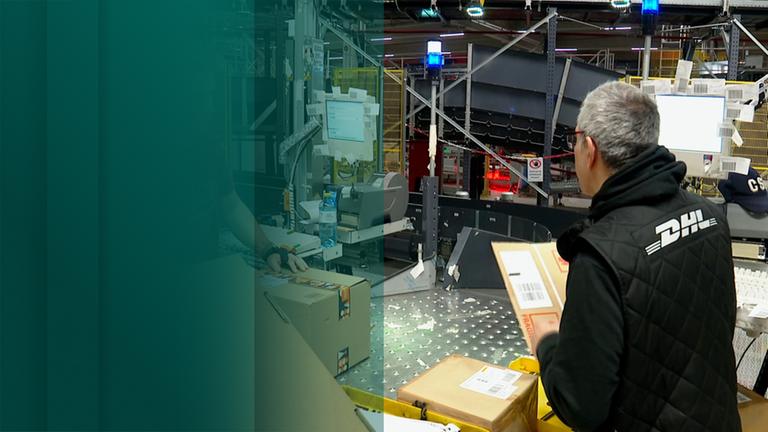 Mitarbeiter im Paketzentrum Hamburg Allermöhe