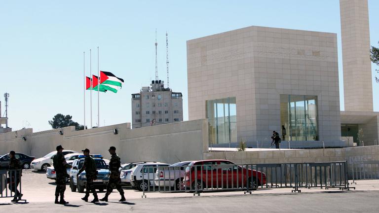 Archivbild: Gebäude der Palästinensischen Autonomiebehörde in Ramallah