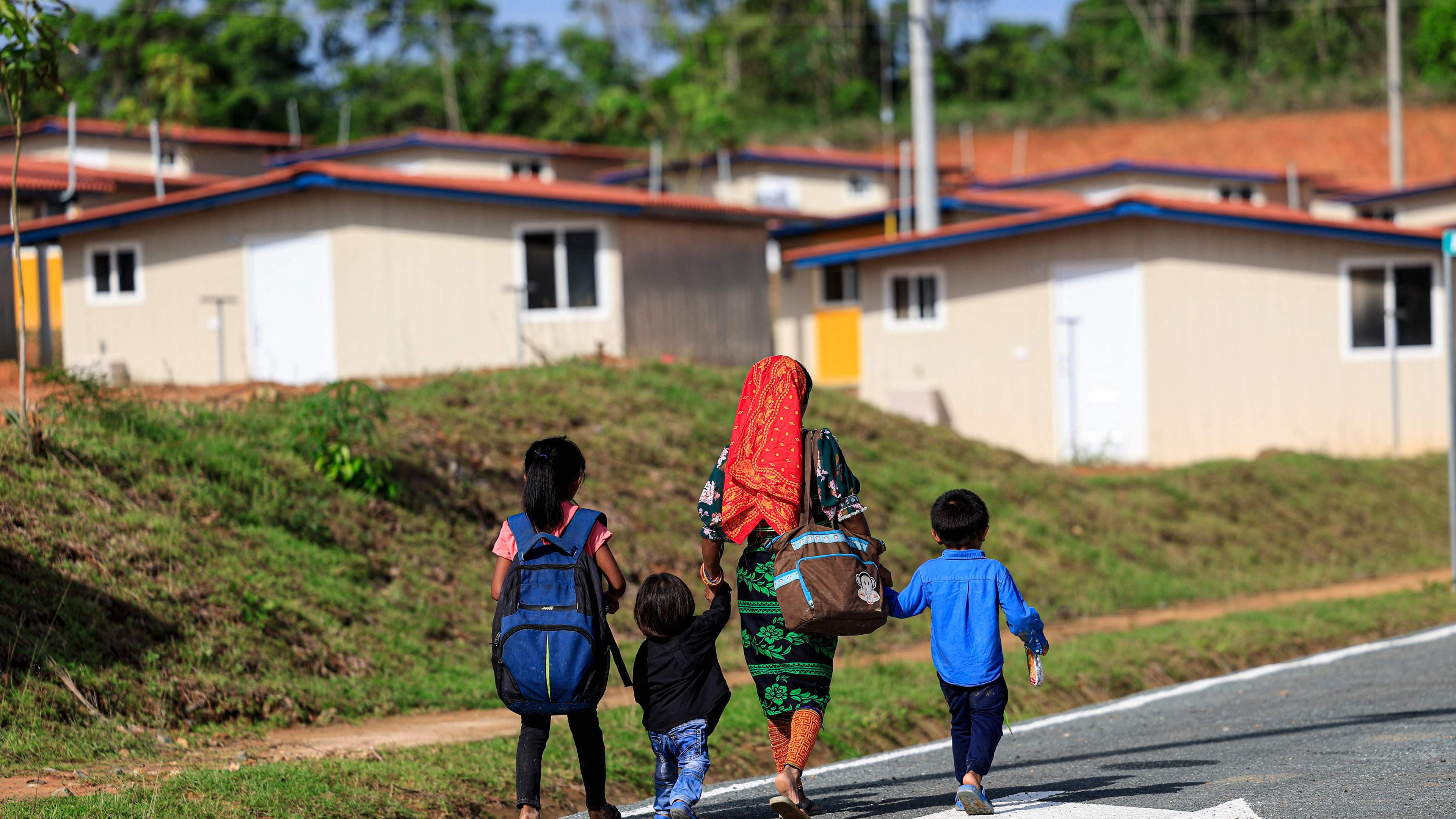 TOPSHOT-PANAMA-INDIGENOUS-ENVIRONMENT-CLIMATE CHANGE-RELOCATION