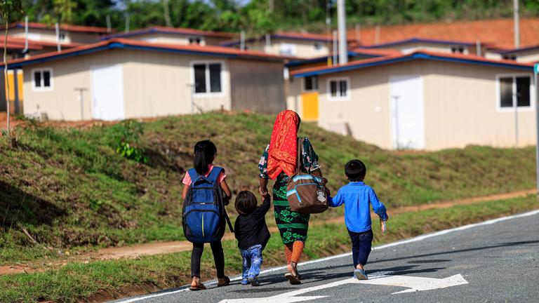 TOPSHOT-PANAMA-INDIGENOUS-ENVIRONMENT-CLIMATE CHANGE-RELOCATION