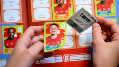 Der Milliardenmarkt mit den Sammelalben boomt