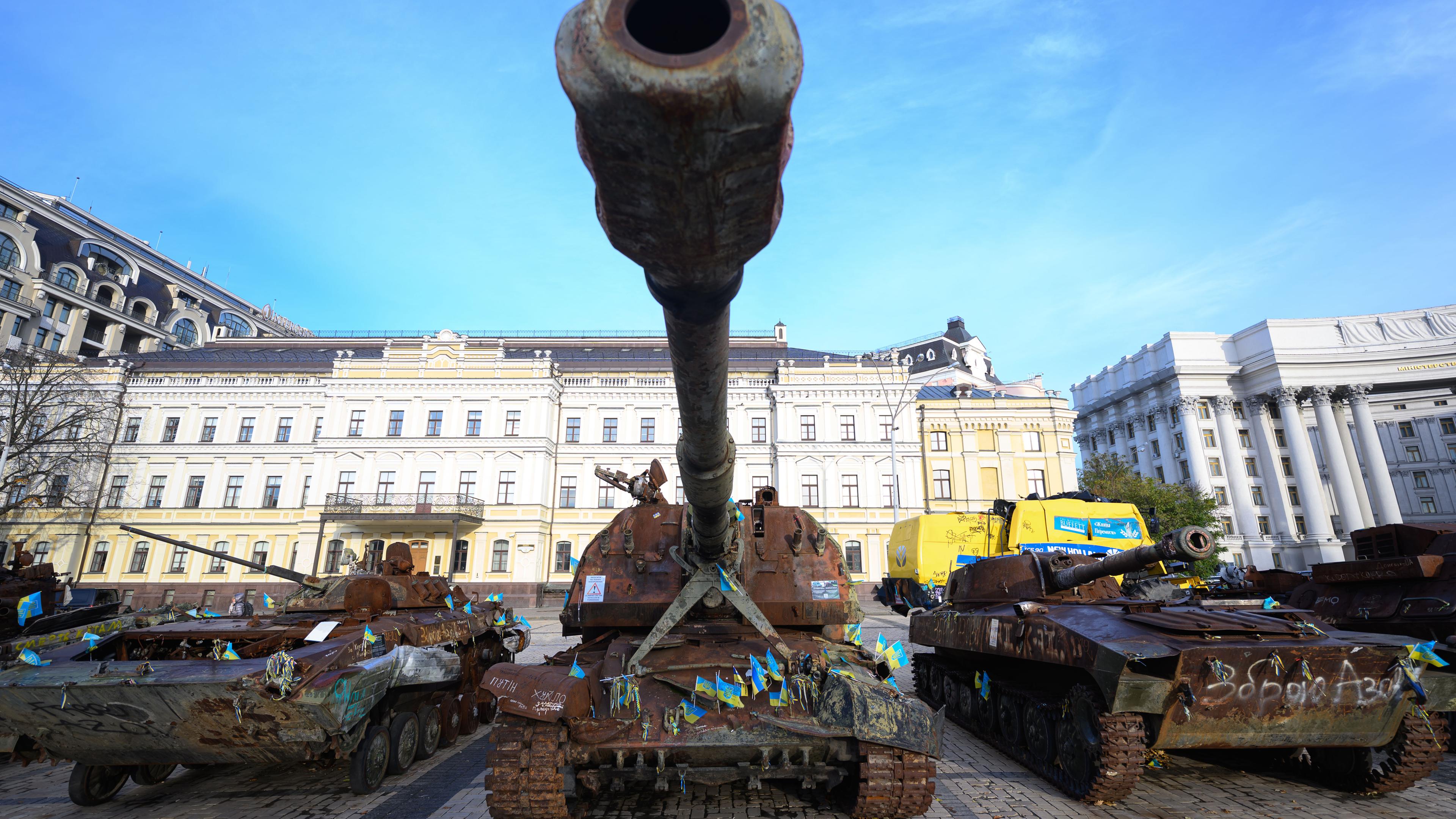 Entwicklungsministerin Alabali Radovan besucht die Ukraine