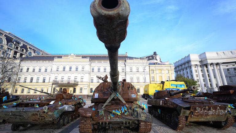 Entwicklungsministerin Alabali Radovan besucht die Ukraine