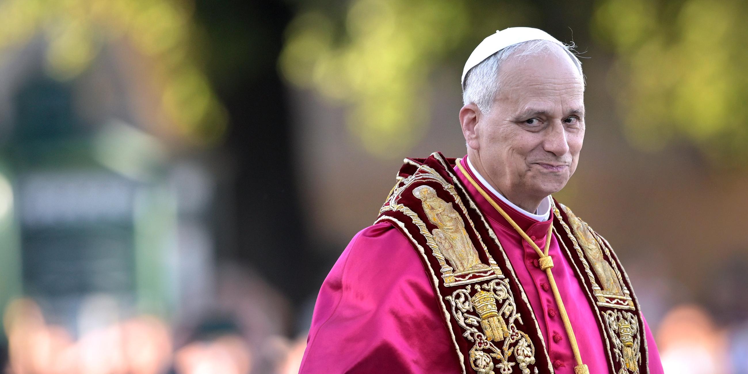 Papst Leo XIV nach der Heiligen Messe in Rom am 25.05.2025.