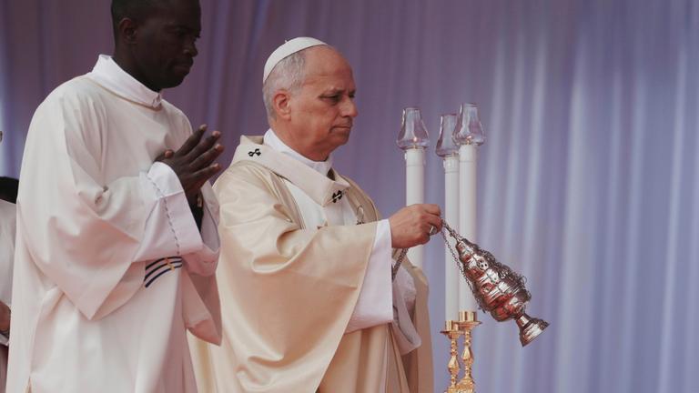 Papst Leo XIV. feiert in Kilamba, Angola, die Sonntagsmesse.