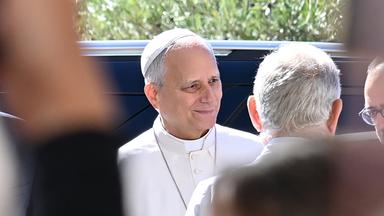 Papst Leo XIV. wird ins Gemelli-Krankenhaus eingeliefert