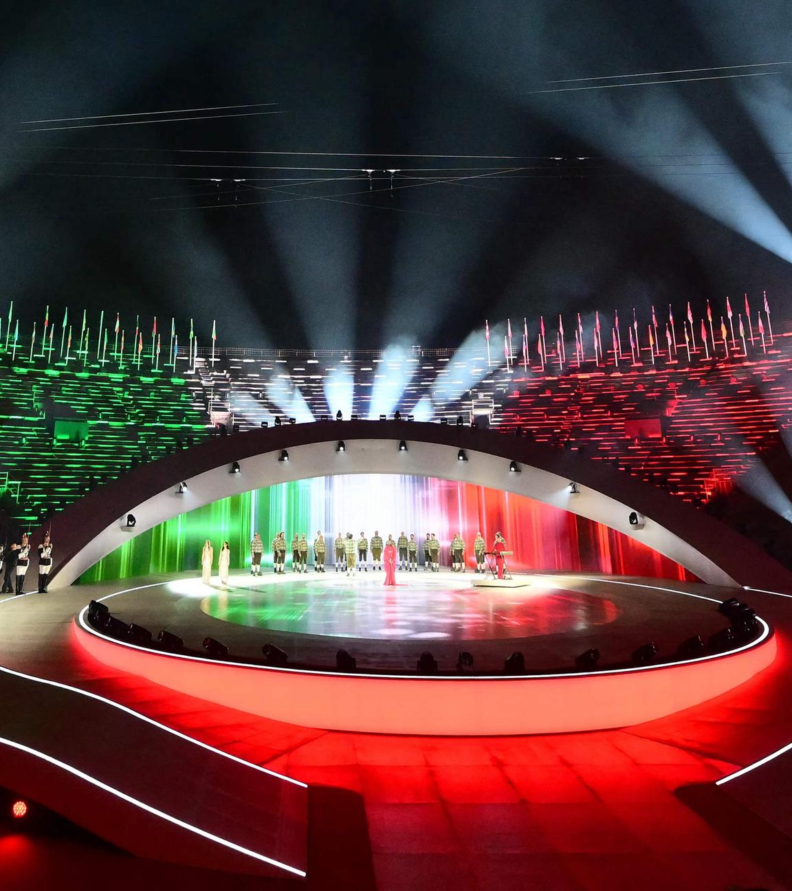 Die Paralympics Eröffnungsfeier im Amphitheater in Verona samt Lichtshow