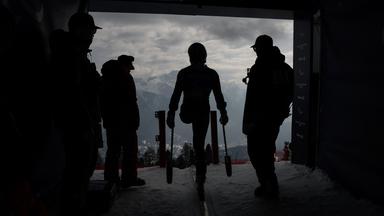 Sportler bei den Paralympics in Italien