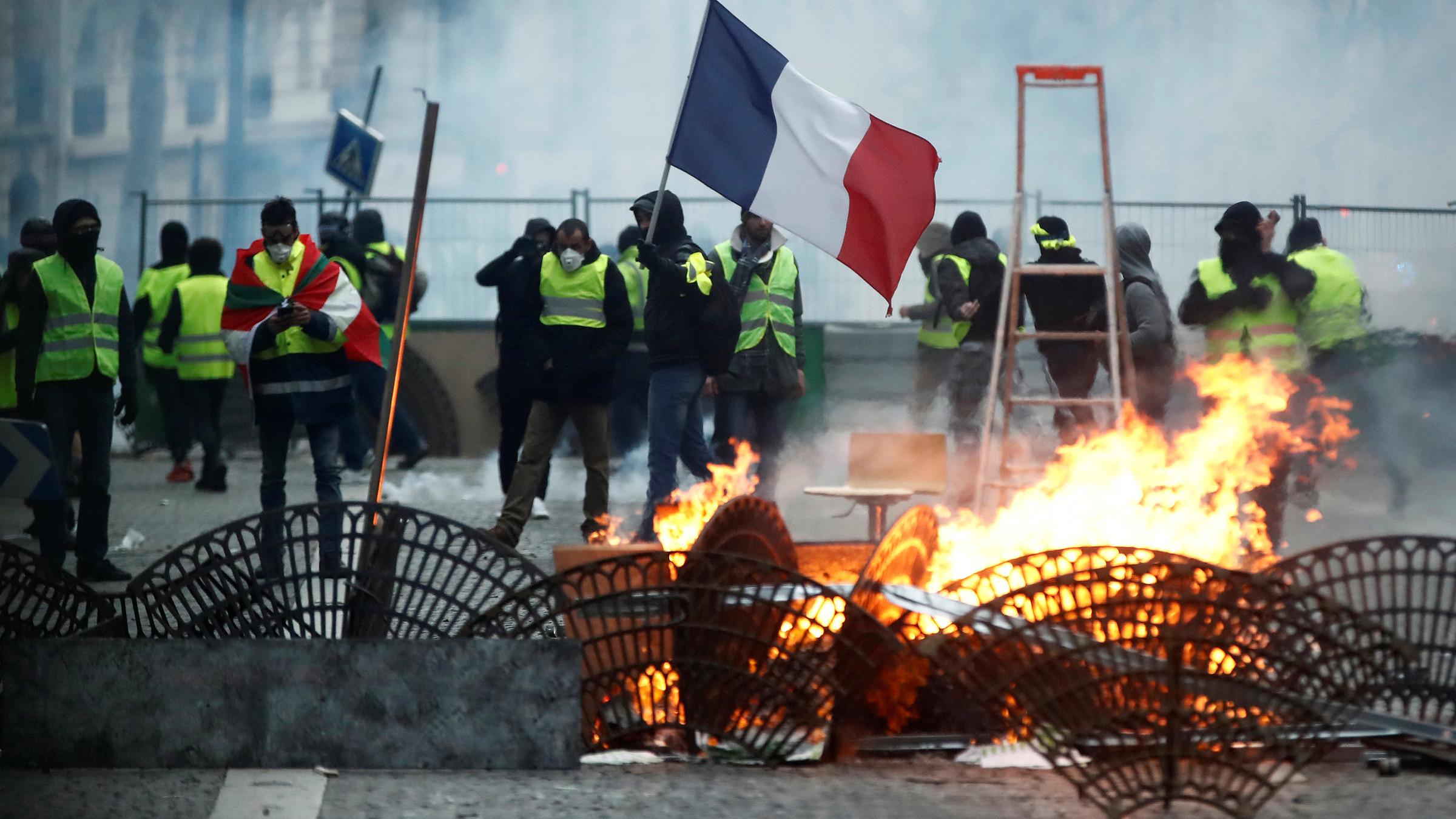 "Gelbe Westen" - Proteste in Paris