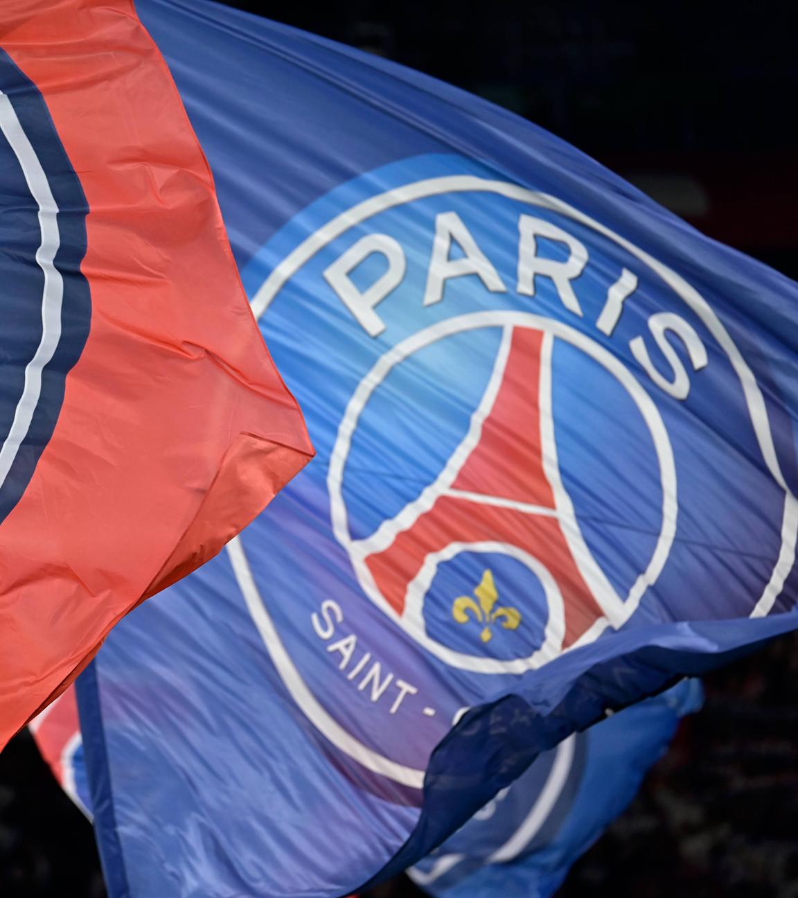 Paris Saint-Germain Fahnen