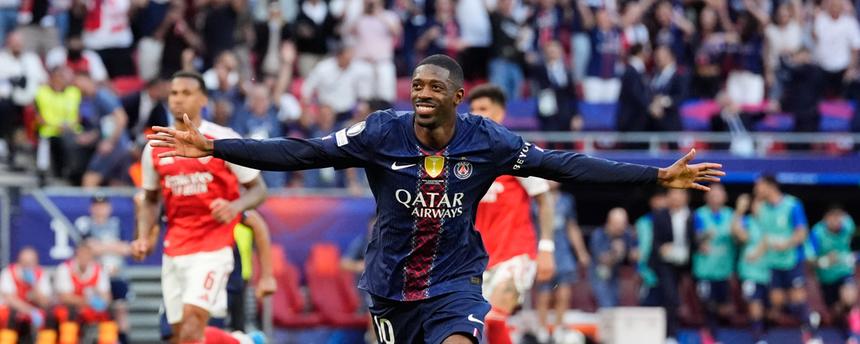 Ousmane Dembele (Paris Saint-Germain) jubelt. 