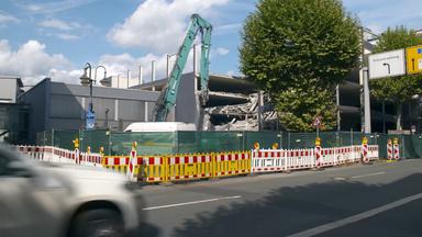 Abriss eines Parkhaus in Wetzlar. 