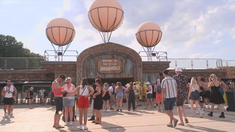 Eingang zum Parookaville-Festival