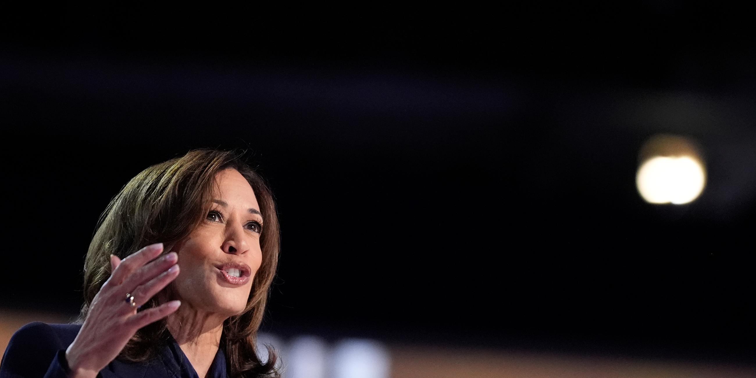 Harris hält Rede auf Parteitag