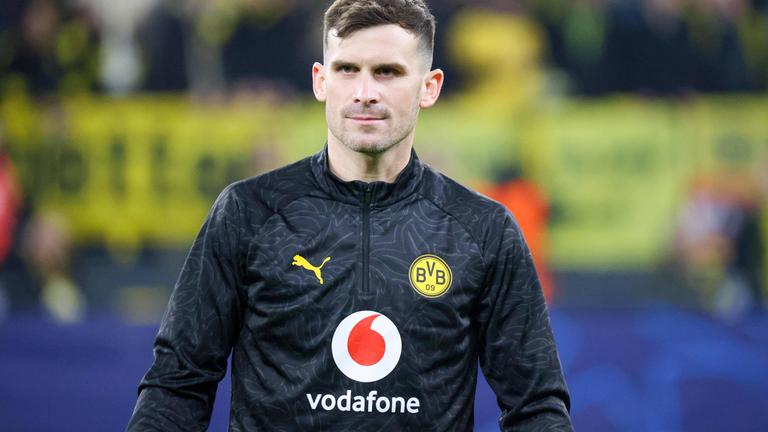 Fußballer Pascal Groß am 10.12.2025 im Signal Iduna Park in Dortmund.