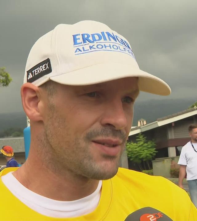 Der deutsche Triathlet Patrick Lange nach seinem Ausscheiden bei der Ironman-Weltmeisterschaft 2026 auf Hawaii