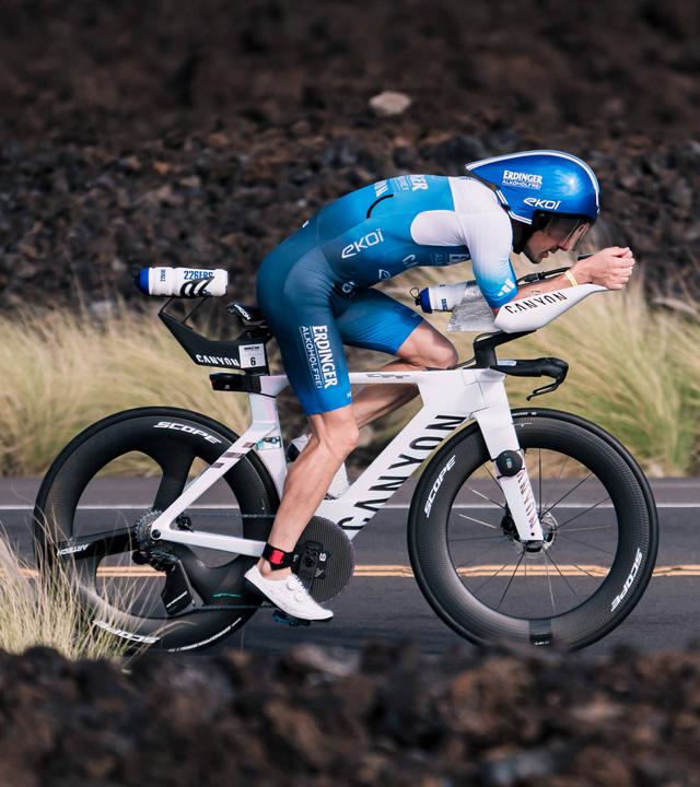 Der deutsche Triathlet Patrick Lange während seiner Tour bei der Ironman-Weltmeisterschaft 2026 auf Hawaii