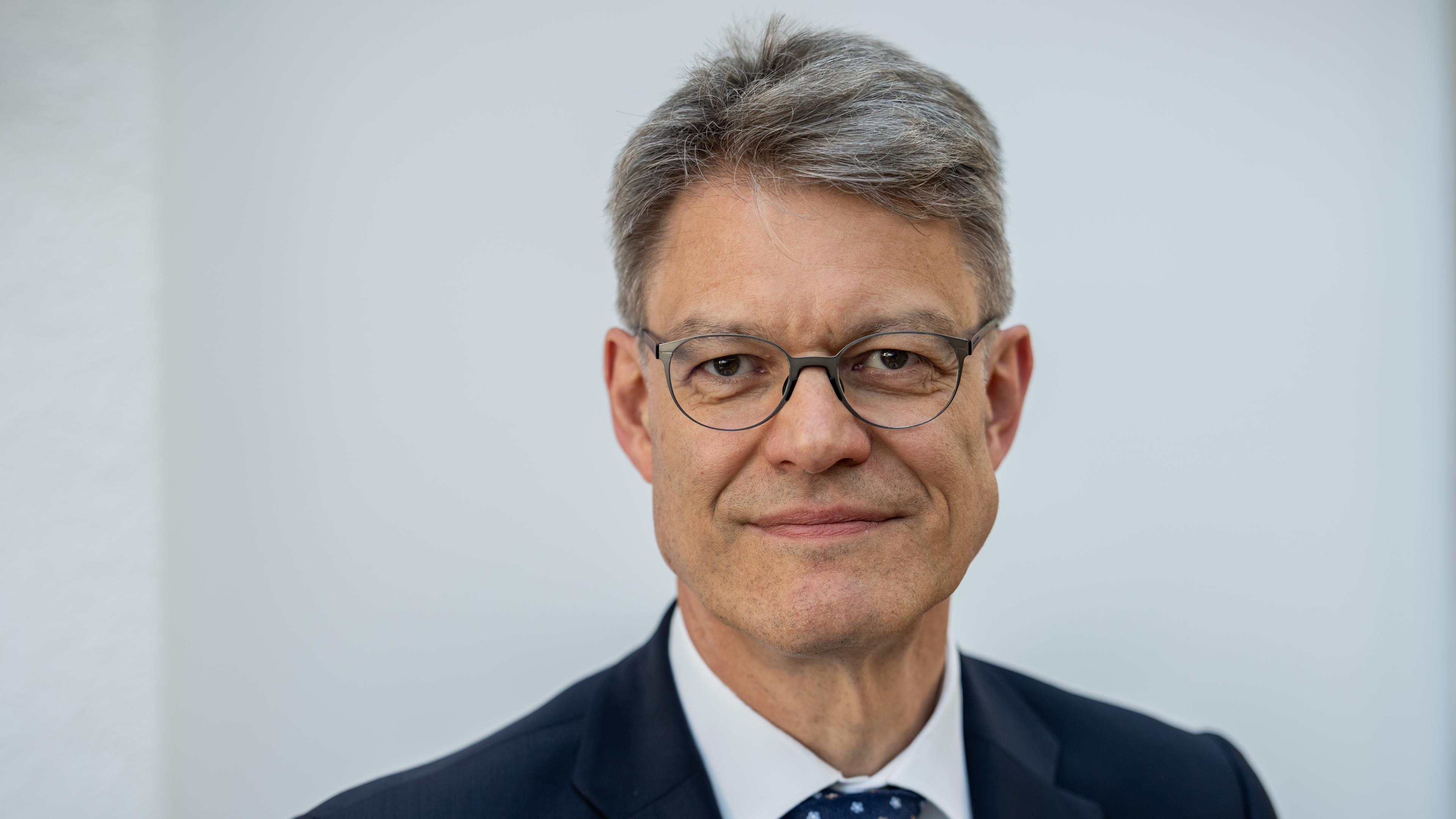 Zu sehen ist Patrick Schnieder, CDU.