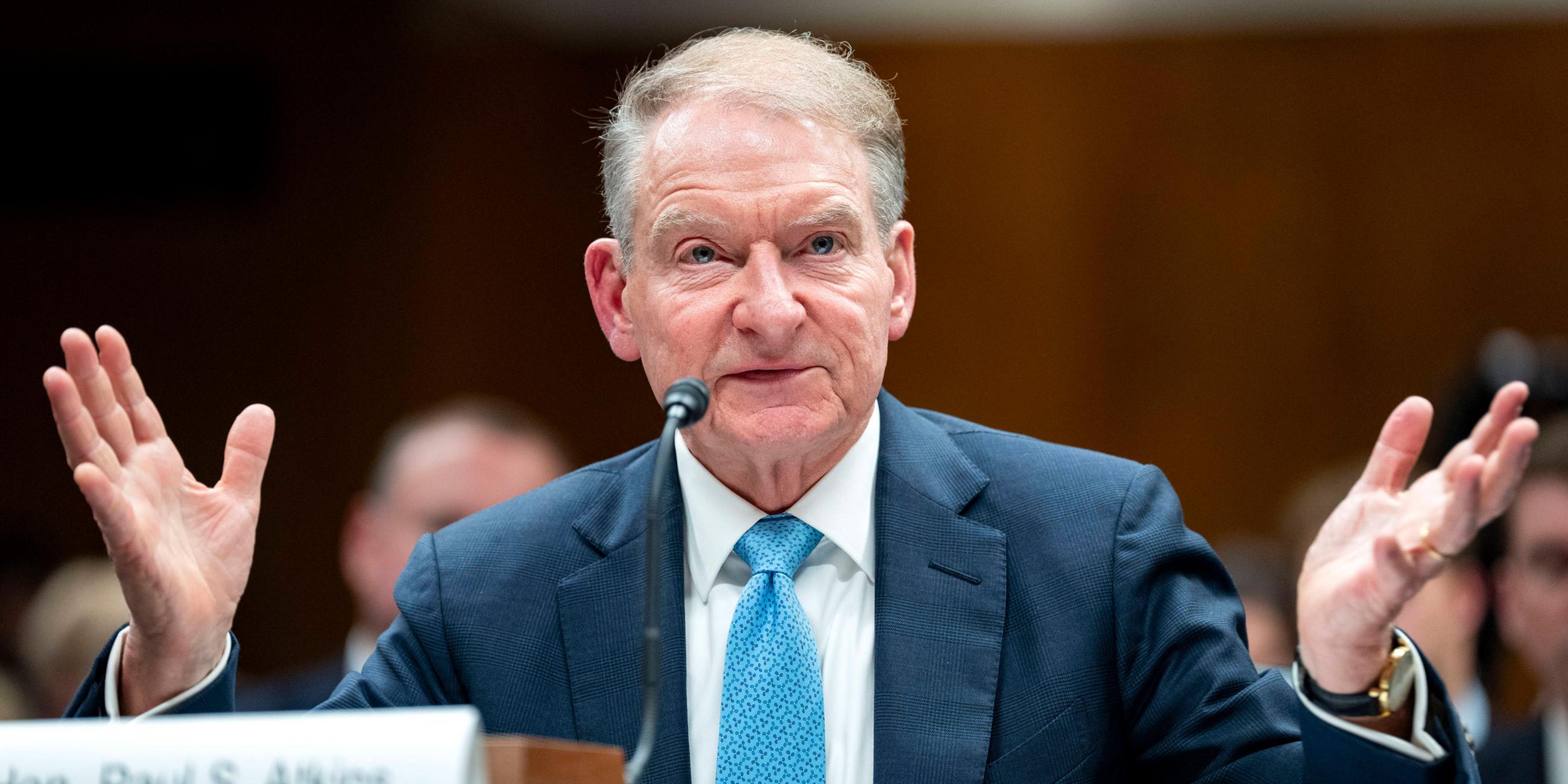 Paul Atkins, Vorsitzender der US-Börsenaufsicht SEC, spricht am 3. Juni 2025 im US-Kapitol in Washington bei einer Anhörung zum Haushaltsentwurf für das Fiskaljahr 2026.
