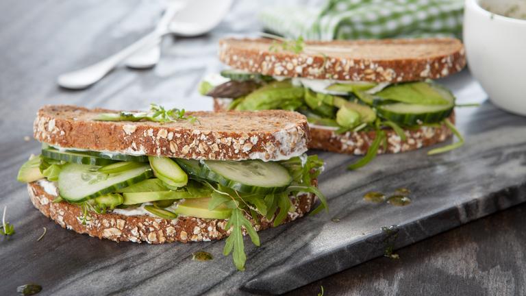 Vollkornbrot mit Avocado
