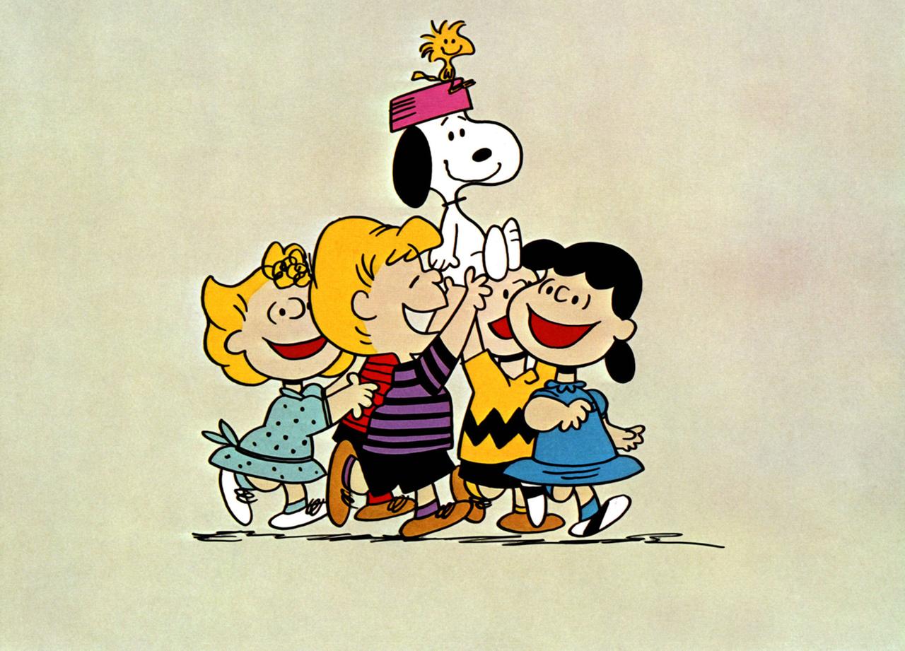 Snoopy, Woodstock, Sally Brown, Charlie Brown, Lucy Van Pelt und Schroeder