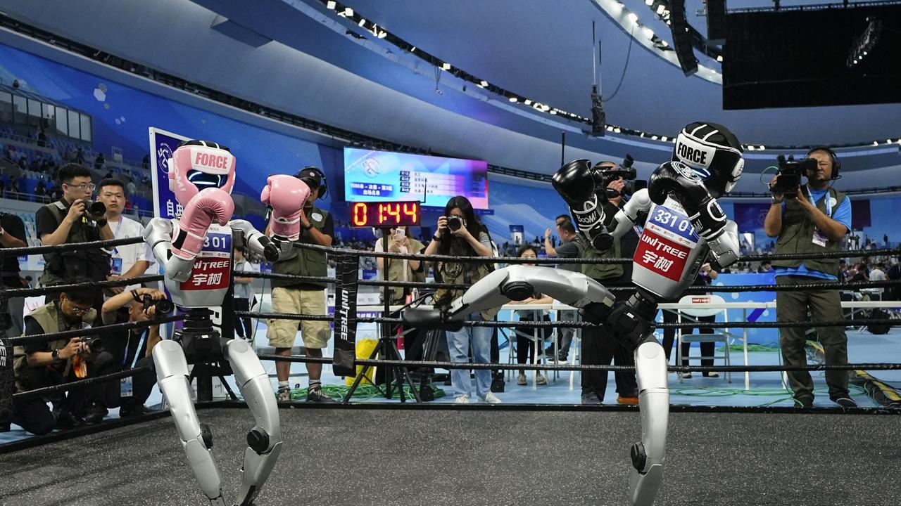 Roboter-Olympiade in China: Fußball, Laufen und Boxen