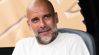 Portrait von Fußballtrainer Pep Guardiola.