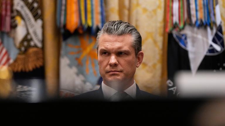 Pete Hegseth bei einem Kabinettstreffen im Weißen Haus.