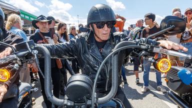 Peter Maffay führt Hamburger Biker-Parade an