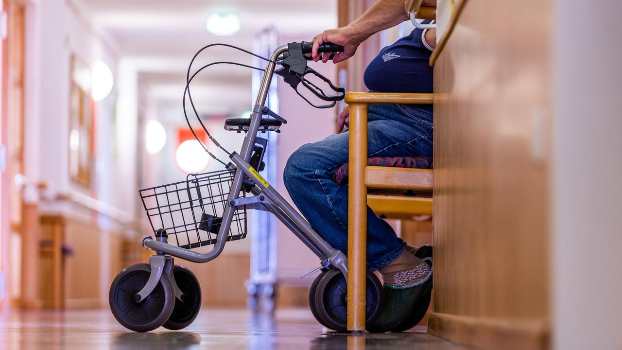 The nursing care reform is stalled: Is postponed also canceled?
