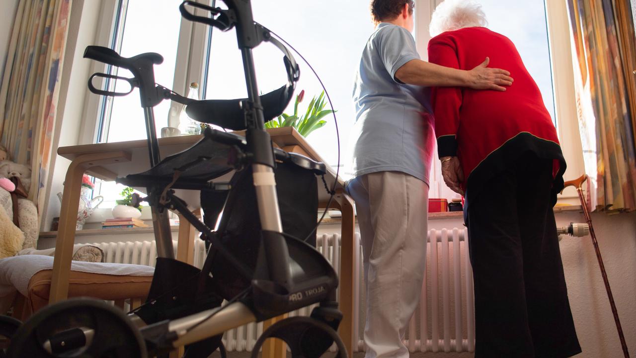 Nursing home costs: Warken wants to stop the explosion in personal ...