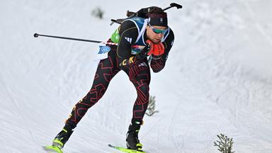 Philipp Nawrath beim Biathlon in Aktion am 08.02.2026 in Antholz. 