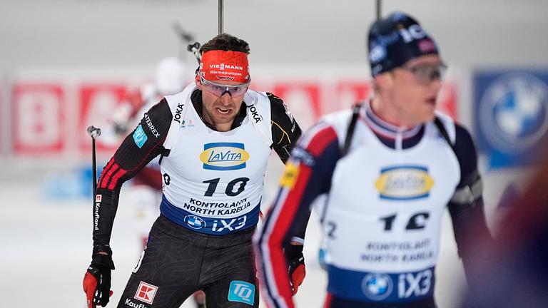 Philipp Nawrath nimmt am 8. März 2026 am IBU Biathlon-Weltcup-Massenstartrennen Finnland teil.